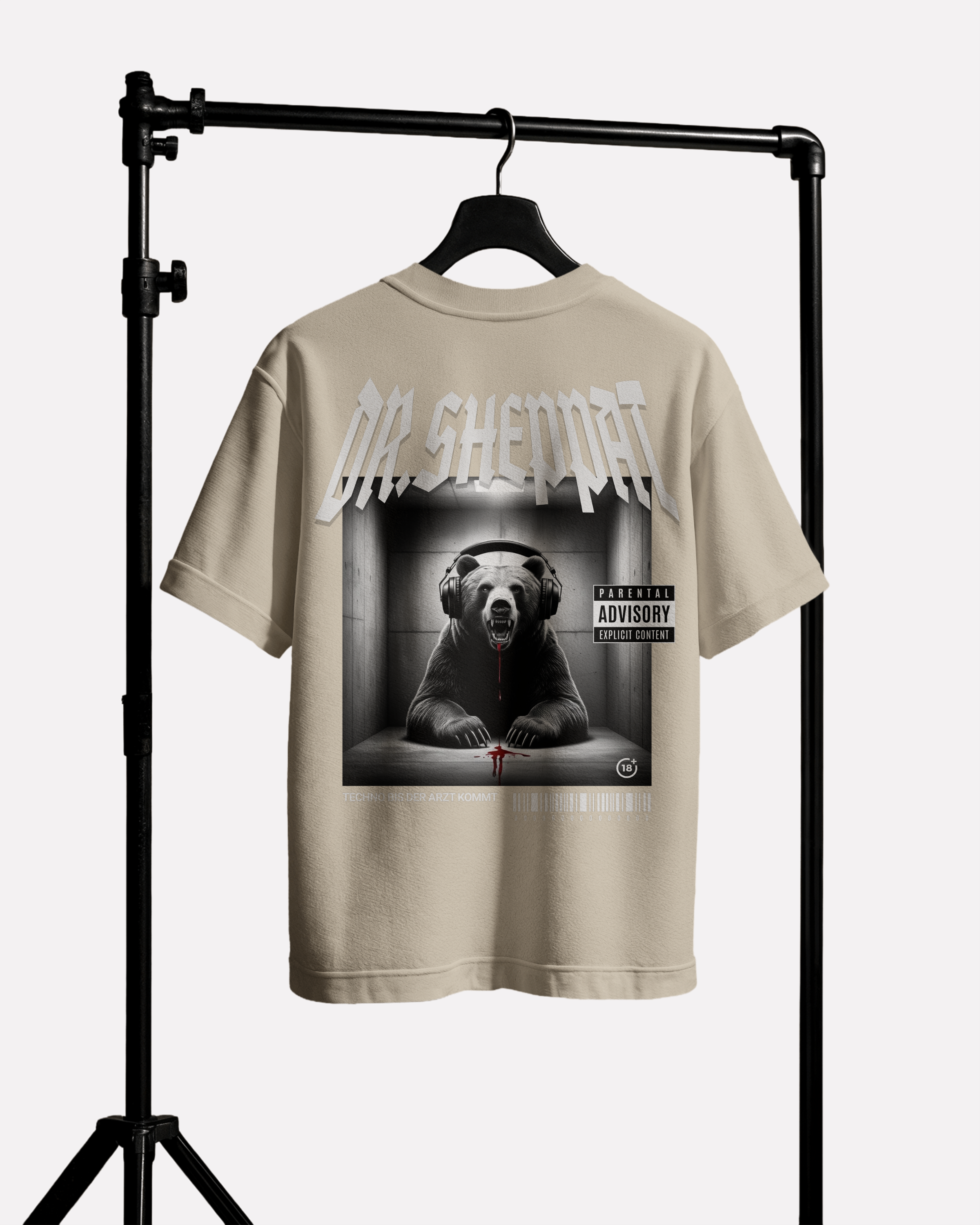 DR. SHEPPAT × 0BPM – Techno bis der Arzt kommt Oversize Tee