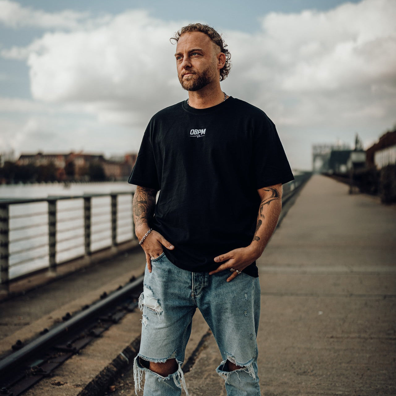 DR. SHEPPAT × 0BPM – Techno bis der Arzt kommt Tee